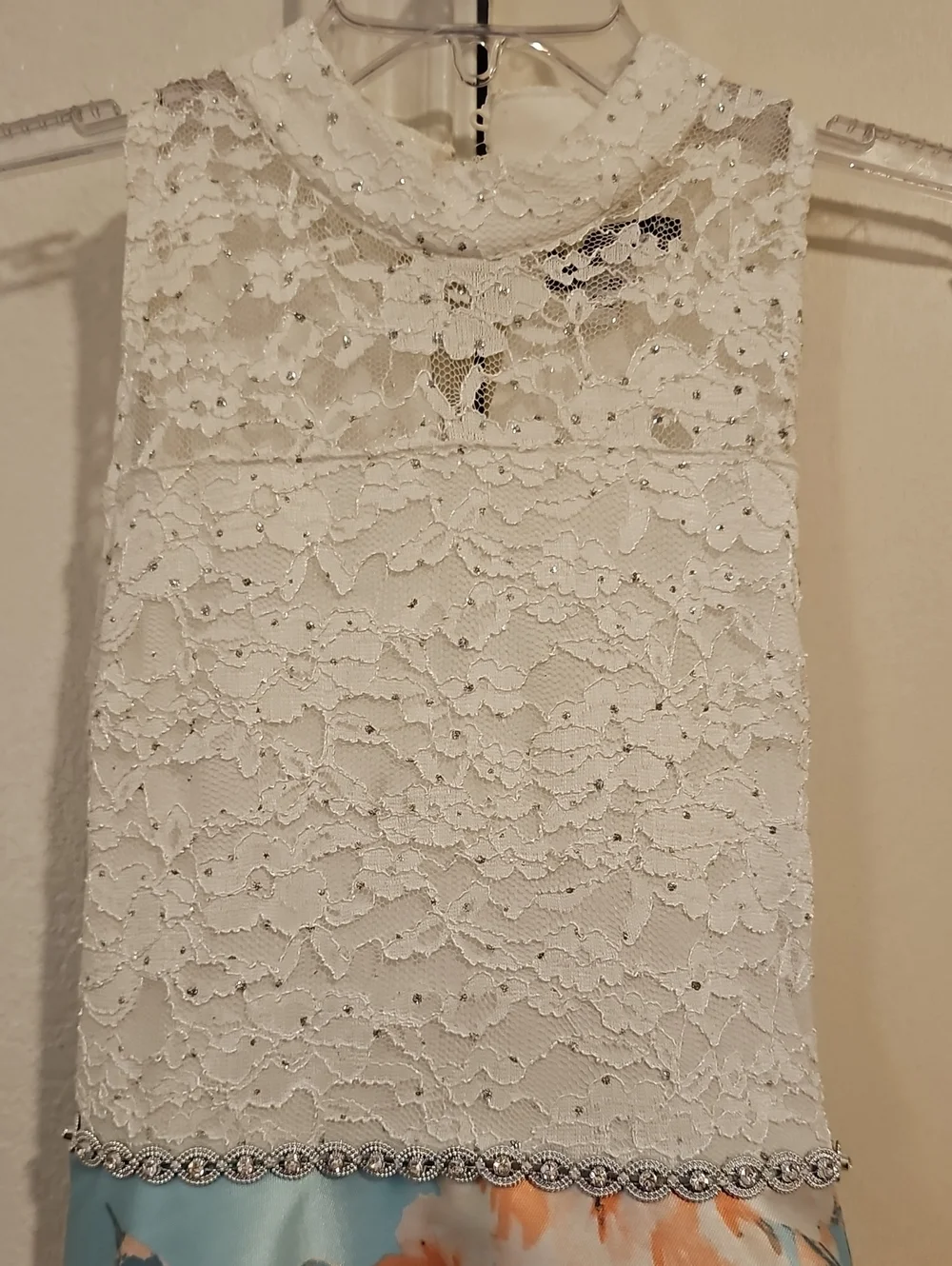 N/A sleeveless bodice
